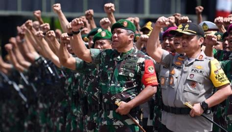 Fungsi TNI Polri dalam Menjaga Ketertiban Selama Demonstrasi