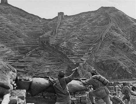 Photo Chinese Troops On The Great Wall Near Luowenyu Pass Hebei