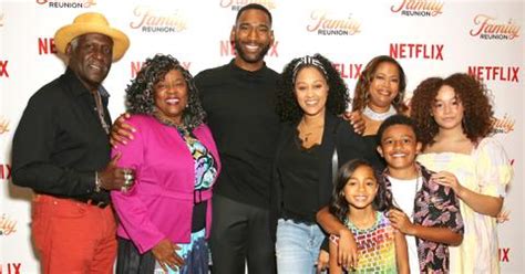 When the mckellan family moves from seattle to georgia to be closer to extended family, the transition is like being a catfish out of water. Meet Talia Jackson: What to Know About Netflix's 'Family ...