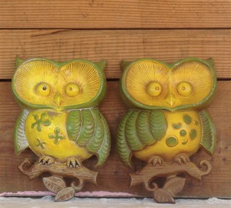 pair of vintage 1970 s sexton metal green and yellow owl etsy owl wall decor owl wall vintage