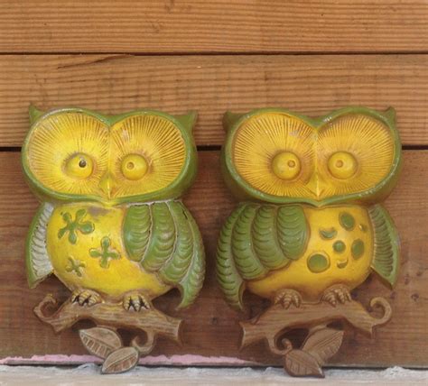 Pair Of Vintage 1970 S Sexton Metal Green And Yellow Owl Etsy Owl Wall Decor Owl Wall Vintage