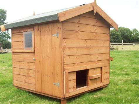 POULTRY HOUSING – Beaminster Sheds