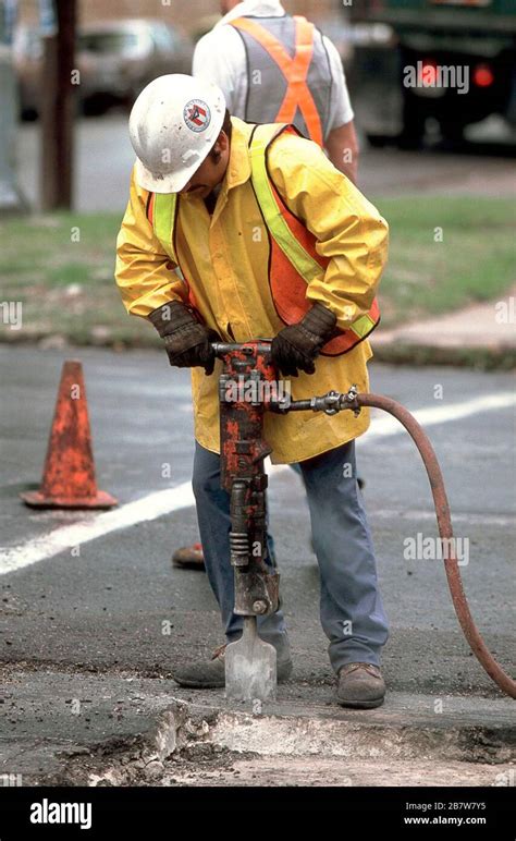 Austin Texas Usa City Of Austin Construction Worker Wearing Hard Hat Protective Gloves Thick