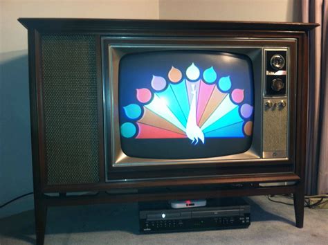 1966 Zenith 25 Inch Color Tv With A Danish Modern Cabinet Vintage