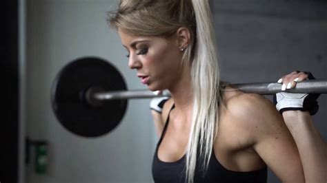 Female Fitness Motivation Für Frauen Bodybuilding Sunnys Secret