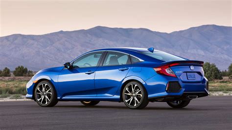 Honda malaysia has officially launched the facelifted 2020 civic sedan. 2019 Honda Civic Si gets new colors & interior ...