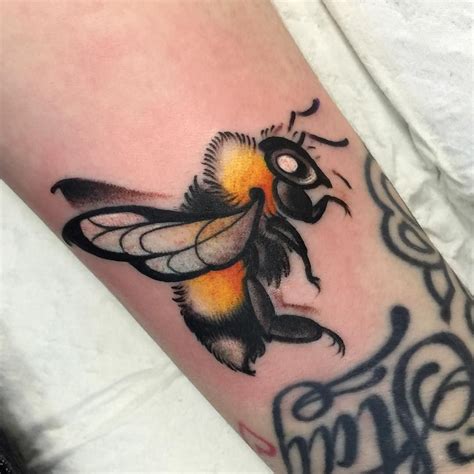 Ly Aleister Bee Tattoo Body Art Tattoos Insect Tattoo