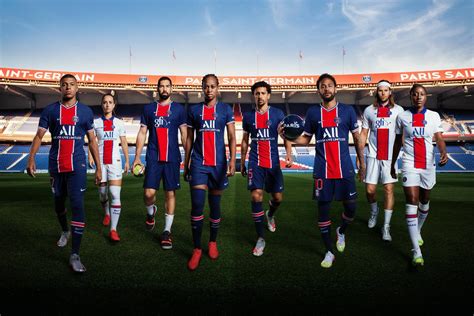 Latest psg news from goal.com, including transfer updates, rumours, results, scores and player interviews. Le PSG Handball et Nike dévoilent les nouveaux maillots ...