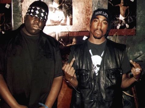 Notorious, a thriller directed by alfred hitchcock notorious (1992 film) , a tv film remake of the 1946 film, directed by colin bucksey notorious (2009 film) , a biopic about the notorious b.i.g. Série mostra a treta mais famosa do rap: Tupac Shakur e ...