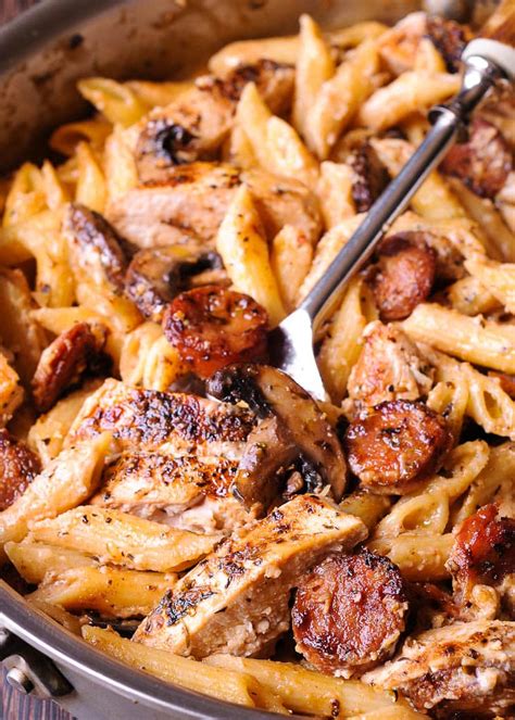 My littlest chickadee eats pasta almost everyday. Creamy Cajun Chicken and Sausage Pasta - What's In The Pan?