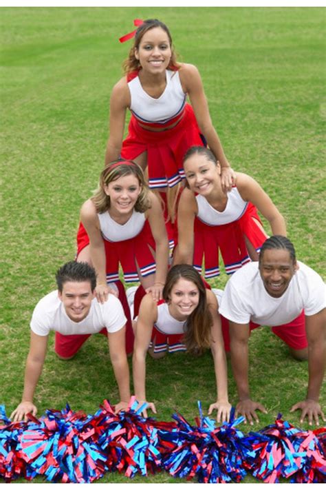 Cheerleading Pyramids For Beginners Sportsrec