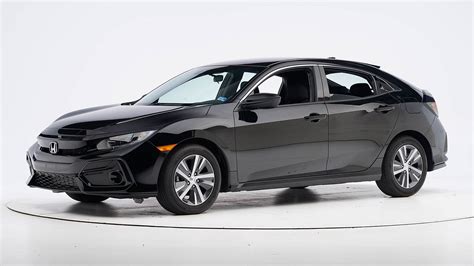 Black fashion accent with wheels: 2020 Honda Civic