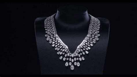 Top 10 Most Expensive Diamond Necklace In The World Most Expensive Chain
