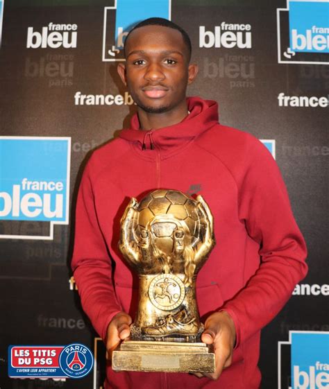 Tanguy kouassi (pap) calciatore francese (it); Titi d'Or 2019 Tanguy Nianzou Kouassi : "J'ai encore ...