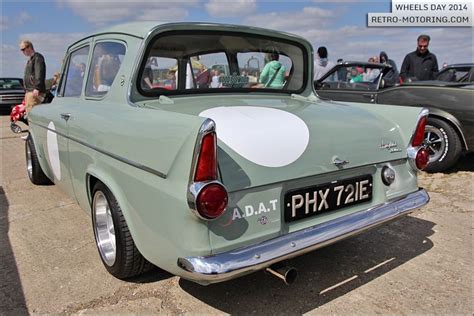 A total of 1,594,486 anglias were produced. #Ford Anglia 105e PHX721E (With images) | Ford anglia ...