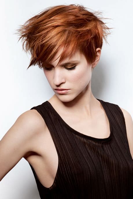 Kurzhaarfrisuren 2020 damen frisuren stylen. Kurzhaarfrisuren damen undercut