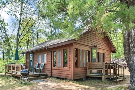 Four Person Cabin Vacation Rental In Minocqua Booth Lake Landing
