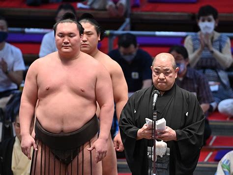 Sumo Hakuho Can Take Stablemaster Name If He Agrees To Toe The Line