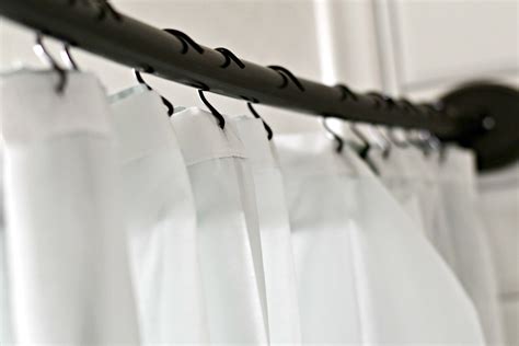 Its Easy To Clean Your Shower Curtain And Liner Heres How Hip2save