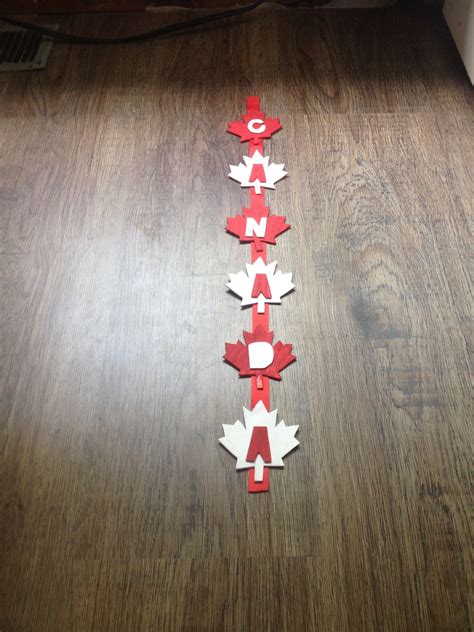 Instant patriotic flag and instant keepsake. Fun craft to use as Canada Day Decorations! | Canada day ...