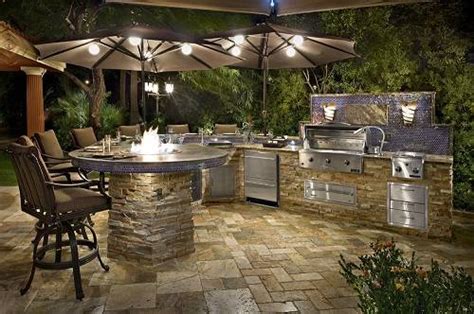 13 Gorgeous Outside Kitchen Island That You Have To Own