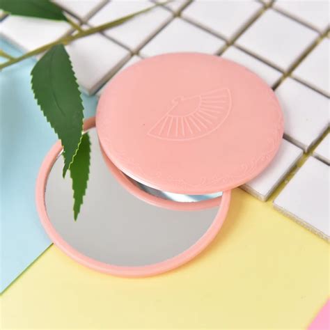 Pink Cute 1pcs Mini Pocket Makeup Mirror Cosmetic Compact Metal Mirrors Color Random Dia 7cm In