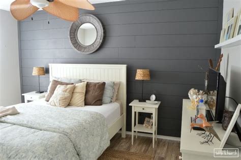 Shiplap bedroom walls (rob & courtney m, hometalk team). Hometalk | Easy DIY Shiplap!
