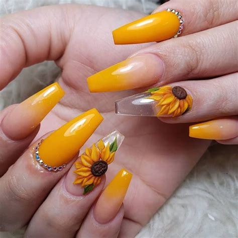 Sunflower Nails Art