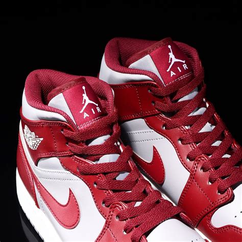 Nike Air Jordan 1 Mid “cherrywood Red” Dq8426 615 Vago24h Chất