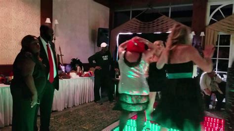Hire Aaa Dial A Dj Photo Booth And Karaoke Disc Jockey Service Dj In Chicago Illinois