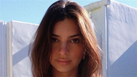 Hope you will enjoy it!!. Schwangere Emily Ratajkowski zeigt sich nackt in der ...