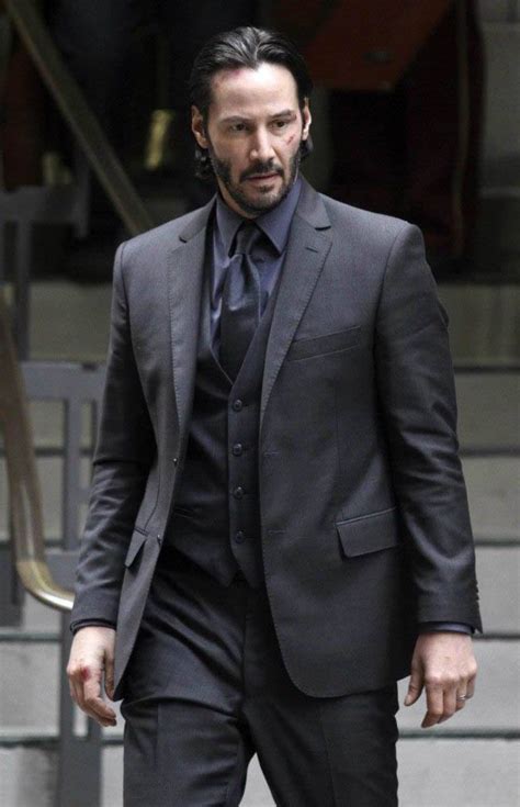 Keanu Reeves Well Dressed Men Fashion Suits For Men Mens Outfits