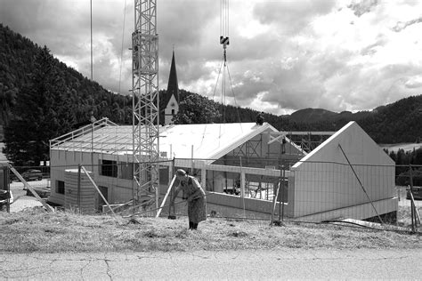 Landscape + planning hospitality + sport residential cultural educational. Im Dialog mit Ort und Mensch: Dorfhaus Steinberg am Rofan ...