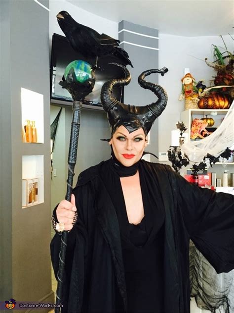 She lives in the forest, where she befriends several kind critters and sings of pursuing her dream. Creative DIY Maleficent Costume for Women