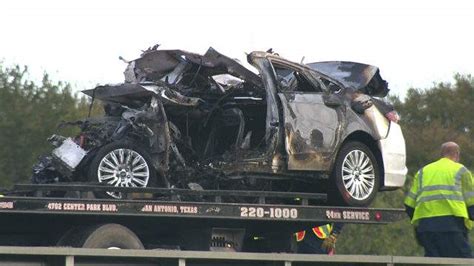 Wrong Way Driver Killed In Fiery Head On Crash With 18 Wheeler Police Say