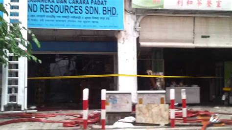 You can park your car at the open carpark next to chatime (jalan tun perak) or the open carpark next to green international college (jalan gereja). Kebakaran kedai kopi Lee Hoe depan maybank di jalan Tun H ...