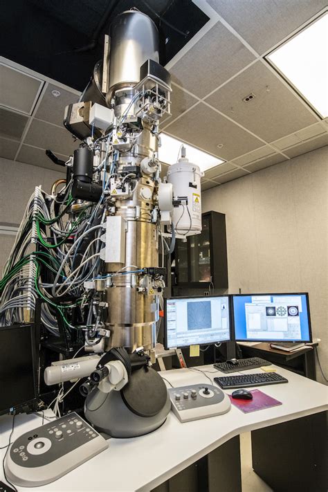 Theres A New Microscope In Town Themis Anyone Berkeley Lab News