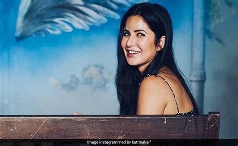 Katrina Kaif Shows Us How To Palat In True Ddlj Style