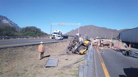 Muere Trailero En Accidente En La Carretera Monterrey Saltillo