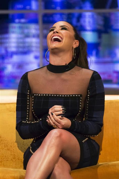 Her Laugh Makes Me Laugh Demi Lovato Laugh Ddl Demilovato