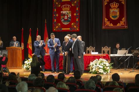 Este viejo luchador de los tiempos. La Institución Gran Duque de Alba suma 520 investigadores ...