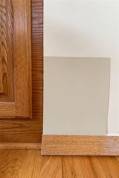 Light plays an important role in the way a color looks and can change the appearance of virtually any color. Paint Colors for Honey Oak Trim & Cabinets - Six Light Beiges from Sherwin-Williams | Oak trim ...