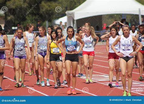 beautiful female distance runners prepare race editorial stock image image of school