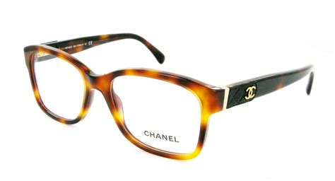 Je vends mes lunettes de vues #chanel car je n'en n'ai plus l'utilité après avoir acheter une nouvelle paire. Blog: Lunettes de vue Femme CHANEL - Tendances 2015