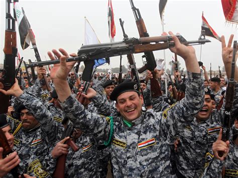 25 Iraq Police Killed In Shooting Spree Cbs News