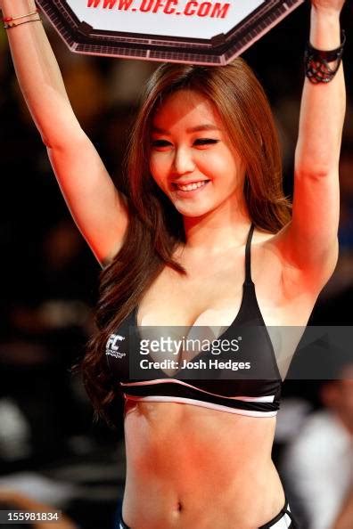 Ufc Octagon Girl Ye Bin Kang Introduces A Round At The Ufc Macao