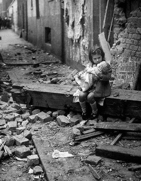 Those Who Suffer The Most In War Are The Most Innocent Photos Du Old