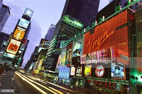 Times Square 2006 Photos and Premium High Res Pictures - Getty Images