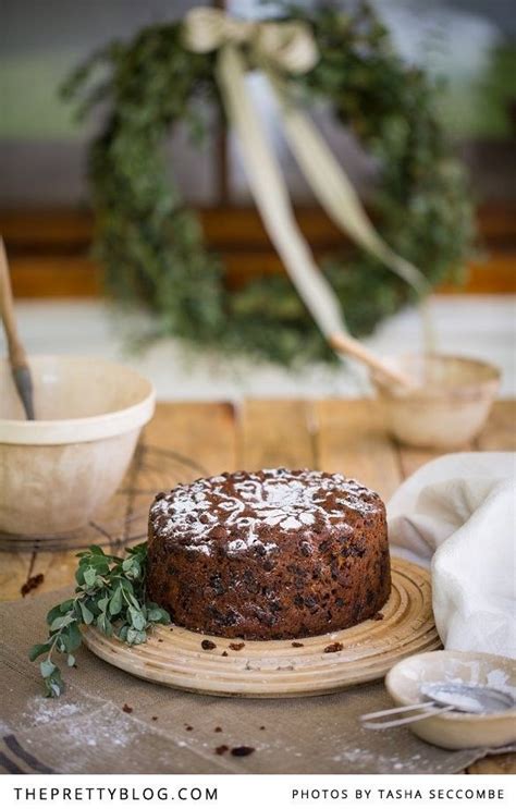 If grabbing a table for two, i suggest that you start with four mezze (small dishes) to share. Traditional Christmas Fruit Cake | クリスマスデザート、フードケーキ、クリスマスベーキング