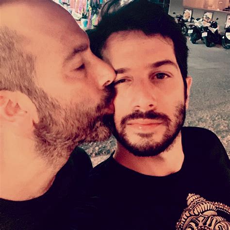 הבורסה בתל אביב, וול סטריט ושוקי עולם, ביטוח ופיננסים, היי טק, צרכנות, משפט, ספורט, סביבה ועוד. העלוקה: החגיגה של אורי